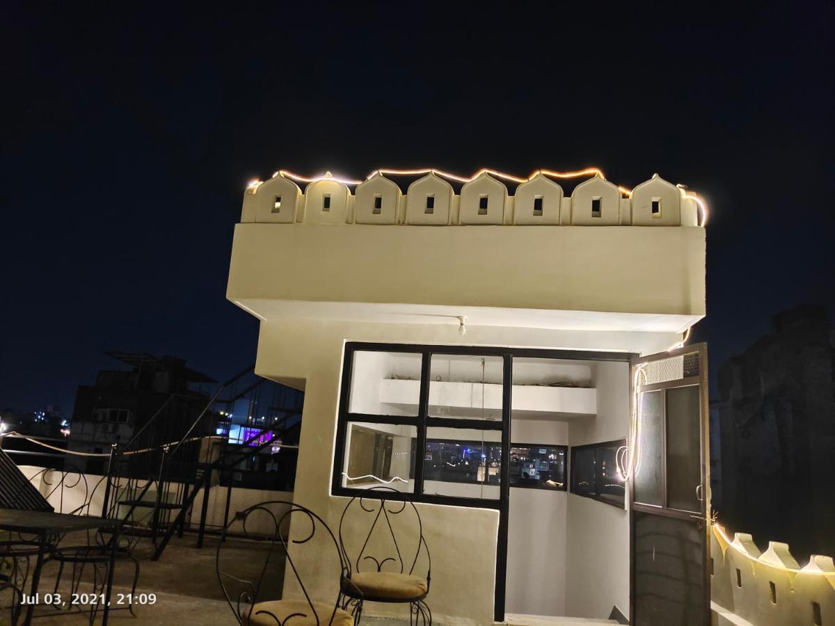 Albergue The Rustic Monk Udaipur Exterior foto